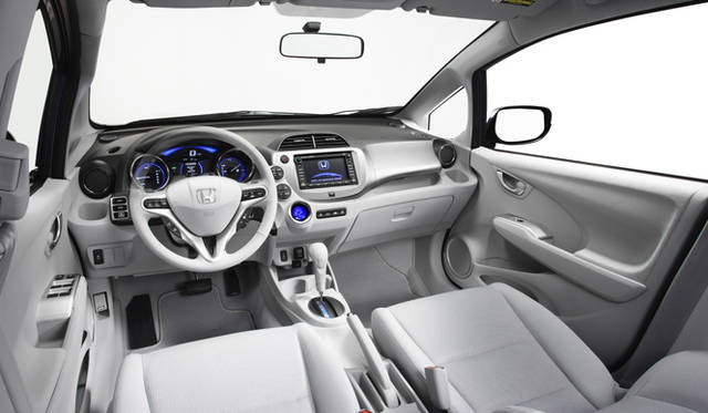 <strong>FIT EV Concepｔ｜フィット EV コンセプト</strong>