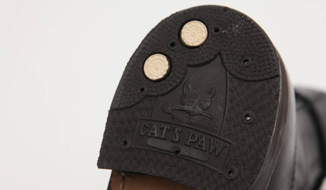 <strong>The Ampersand Program｜ジ・アンパーサンド・プログラム</strong>　ジップ・スティーブンソンによるカスタマイズドジャンプブーツ、パスザバトン表参道店限定受注オーダースタート