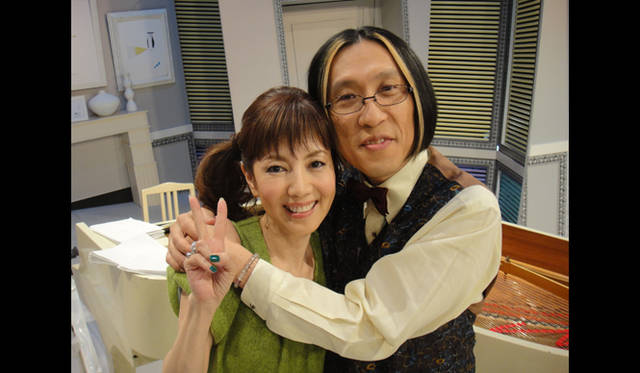 戸田恵子｜『どれみふぁワンダーランド』最終回を迎えて　宮川彬良さんと。オリジナルとは異なる宮川流にアレンジされる課題曲、これがまたかなり難しい……。