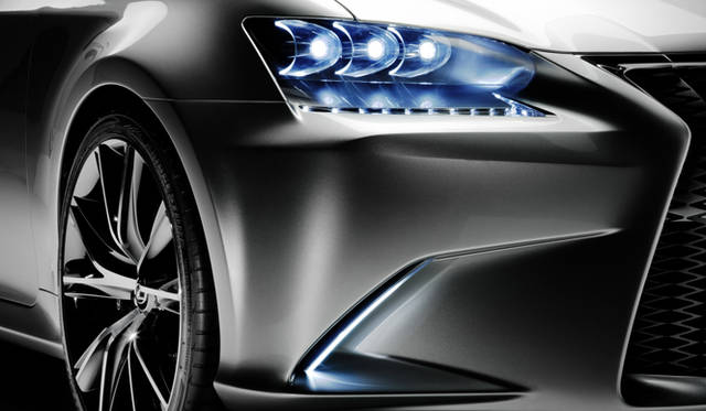 <strong>LEXUS LF-Gh｜レクサス LF-Gh</strong>