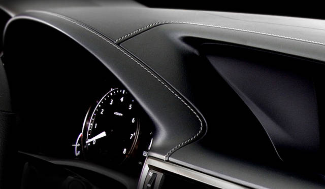 <strong>LEXUS LF-Gh｜レクサス LF-Gh</strong>