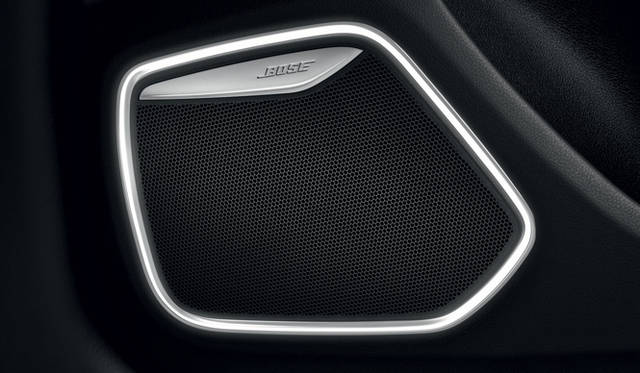 <strong>Audi Q3｜アウディ Q3</strong>