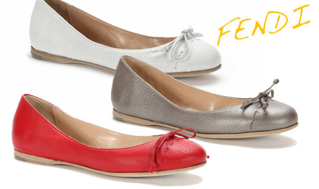 <strong>FENDI｜フェンディ</strong>　バレエシューズ [H0.5ｃｍ] 各4万9350円（フェンディ／フェンディ ジャパン）　Tel. 03-5414-6762