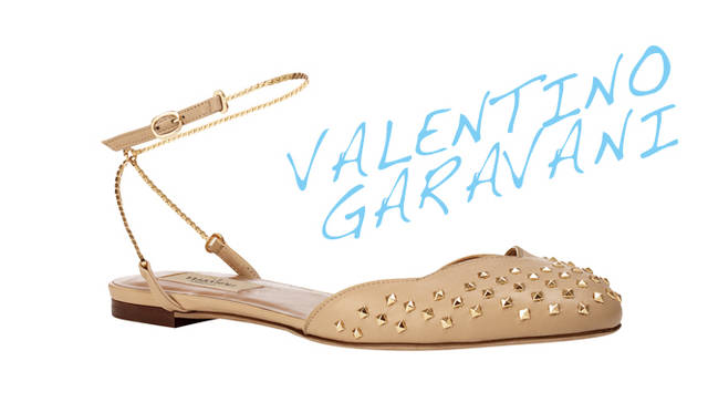 <strong>VALENTINO GARAVANI｜ヴァレンティノ ガラヴァーニ</strong>　アンクルストラップサンダル　7万9800円 （ヴァレンティノ ガラヴァーニ／ヴァレンティノ インフォメーションデスク）　Tel. 03-3263-6501