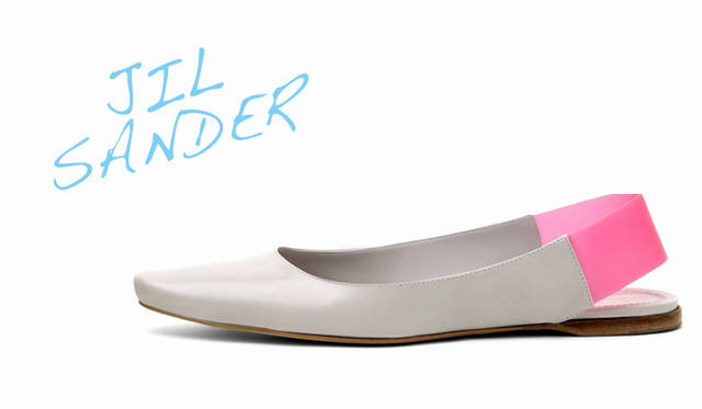 <strong>JIL SANDER｜ジル・サンダー</strong>　サンダル 5万400円（ジル・サンダー／ジルサンダー・ジャパン）　Tel. 03-5464-6729
