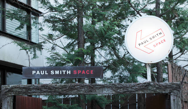 <strong>Paul Smith｜ポール・スミス</strong>　青山の住宅街にある、まるで住宅のようなショップだ。