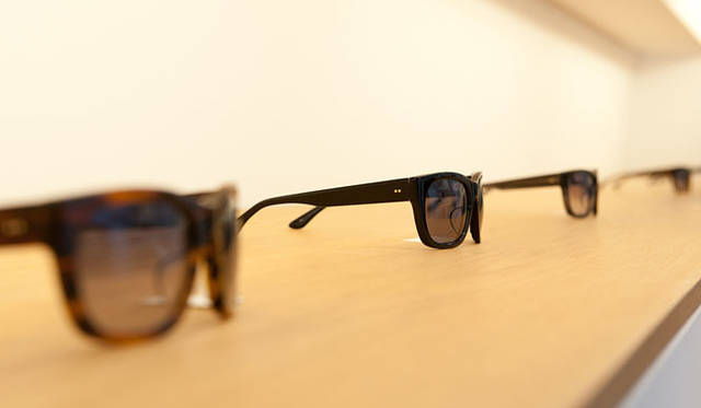 <strong>MARGARET HOWELL｜マーガレット・ハウエル</strong>　今季スタートのサングラス。