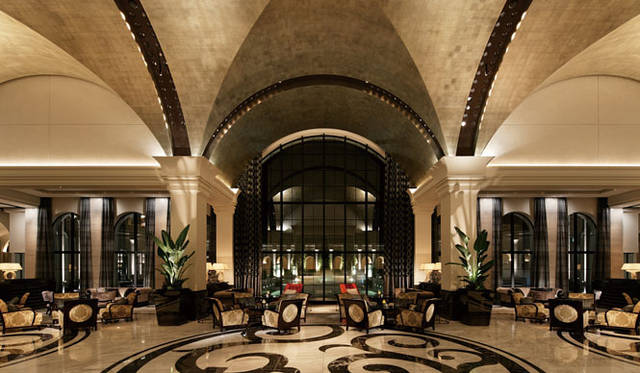 <strong>resorttrust｜リゾートトラスト</strong>　『エクシブ有馬離宮』　ロビーラウンジ（夜）