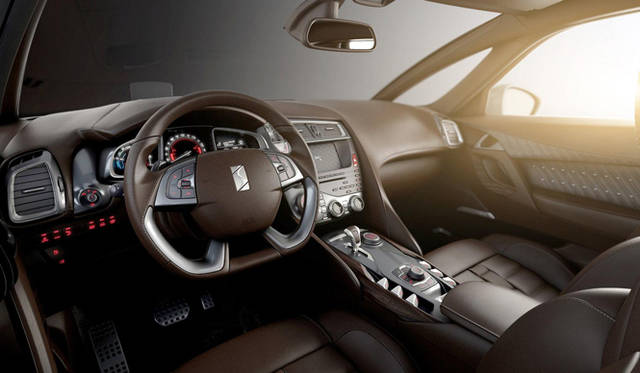 <strong>CITROEN DS5｜シトロエン DS5</strong>