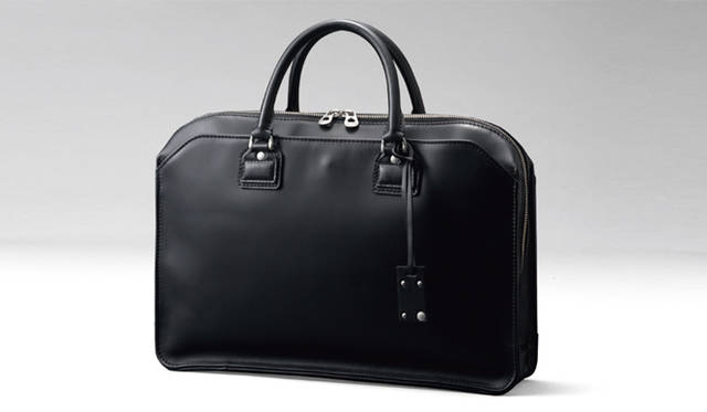 <strong>ESTNATION｜エストネーション</strong>　バッグ4万4100円（エルゴポック）