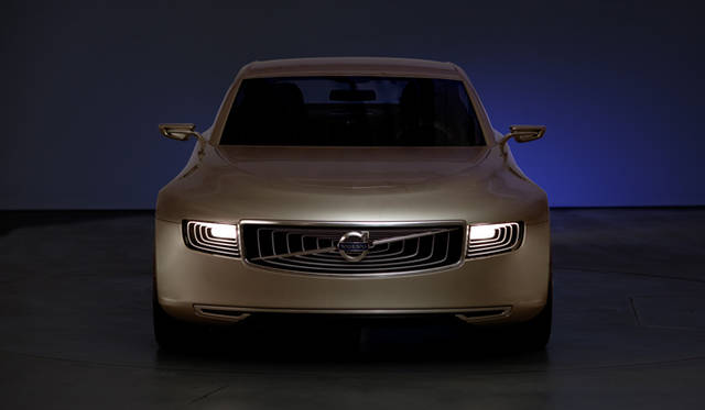 <strong>VOLVO Concept Universe｜ボルボ コンセプト ユニバース</strong>
