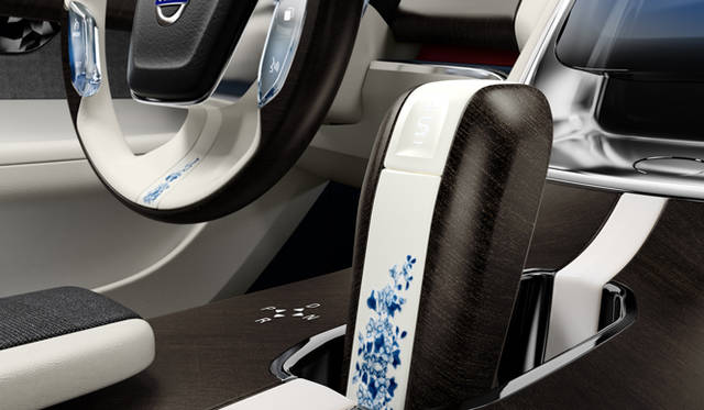 <strong>VOLVO Concept Universe｜ボルボ コンセプト ユニバース</strong>