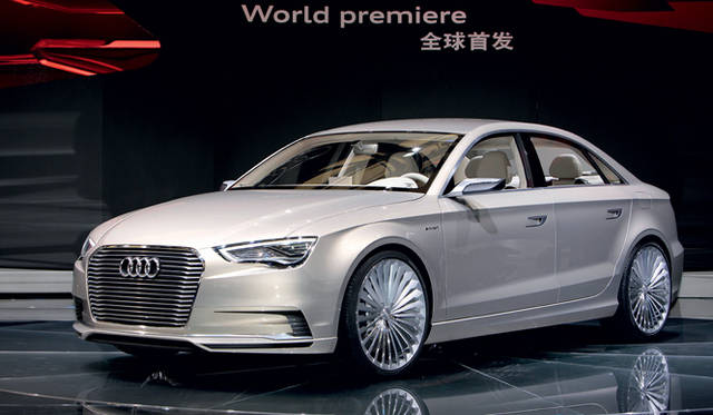 <strong>Audi A3 e-tron｜アウディ A3 e-tron</strong>　上海オートショーでのワールドプレミア。