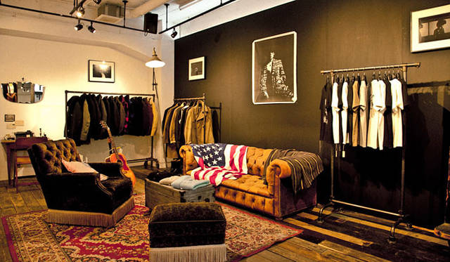 <strong>Rags M<sup>c</sup>GREGOR｜ラグス マックレガー</strong>　2011-12秋冬デビューコレクション展示会