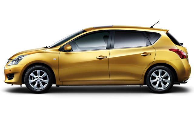 <strong>NISSAN TIDA｜日産 ティーダ</strong>