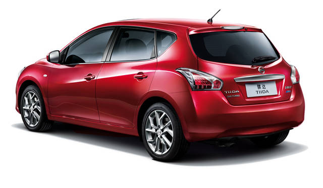 <strong>NISSAN TIDA｜日産 ティーダ</strong>