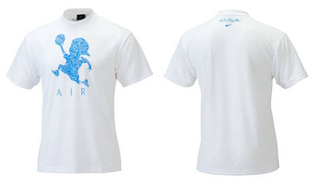 <strong>NIKE｜ナイキ</strong>　「ナイキ DRI-FIT IT ブカツ S/S Tシャツ」3045円（SIZE｜S・M・L・XL・XXL）