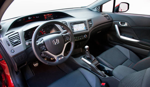 <strong>HONDA CIVIC｜ホンダ シビック</strong>　Si