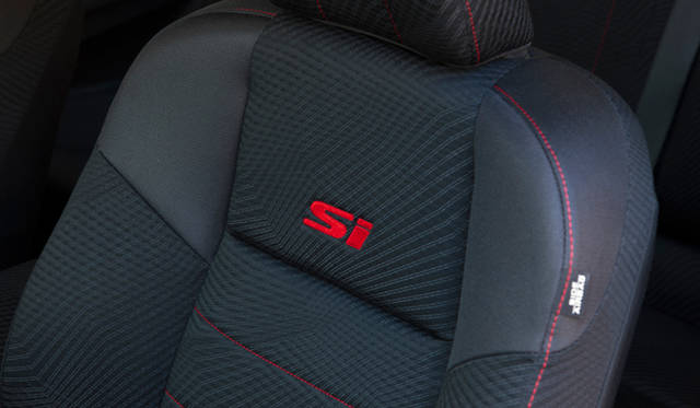 <strong>HONDA CIVIC｜ホンダ シビック</strong>　Si