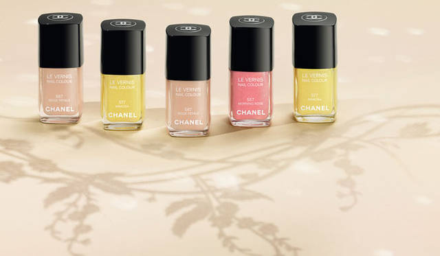 <strong>CHANEL｜シャネル</strong>　ヴェルニ © CHANEL