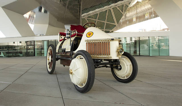 <strong>Porsche “Semper Vivus”｜ポルシェ  “Semper Vivus”</strong>