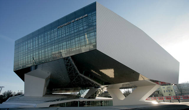 <strong>Porsche “Semper Vivus”｜ポルシェ  “Semper Vivus”</strong>　ポルシェ ミュージアム