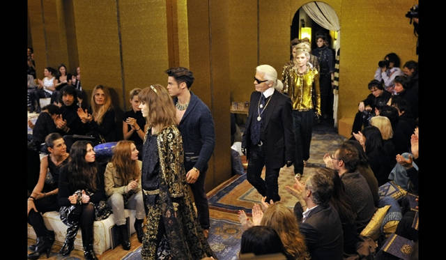 <strong>CHANEL｜シャネル</strong>　2010年 ― 2011年 メティエダールコレクション 「パリ ― ビザンス」　©CHANEL