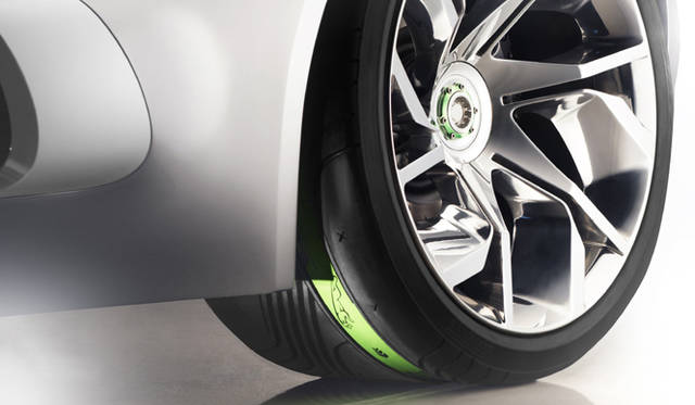 <strong>Jaguar C-X75｜ジャガー C-X75</strong>