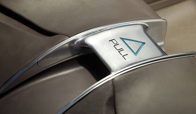 <strong>Jaguar C-X75｜ジャガー C-X75</strong>