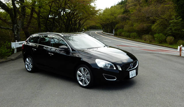 <strong>VOLVO V60 T6 AWD SE｜ボルボ V60 T6 AWD SE</strong>