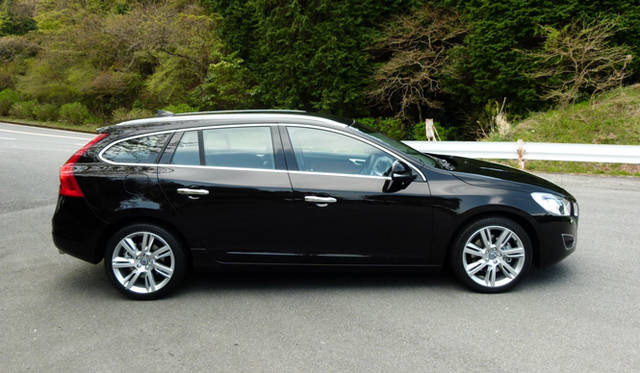 <strong>VOLVO V60 T6 AWD SE｜ボルボ V60 T6 AWD SE</strong>