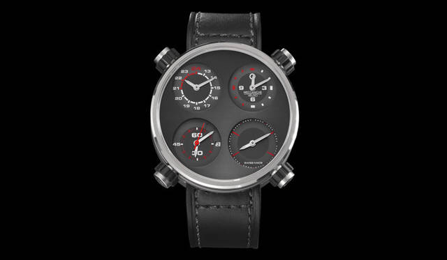 <strong>MECCANICHE VELOCI｜メカニケ・ヴェローチ</strong>　ムーブメントはいずれも定評のあるスイスETA社製のキャリバー2671自動巻き。「クアトロヴァルヴォレ エボリューション48」50万4000円（予価）。9月発売予定。