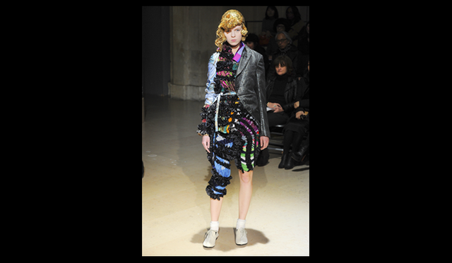 <strong>COMME des GARÇONS｜コム デ ギャルソン</strong> 2011年秋冬コレクション速報 
