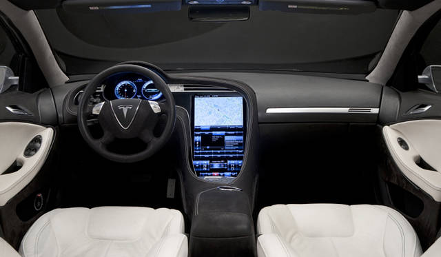 <strong>TESLA MODEL S｜テスラ モデル S</strong>