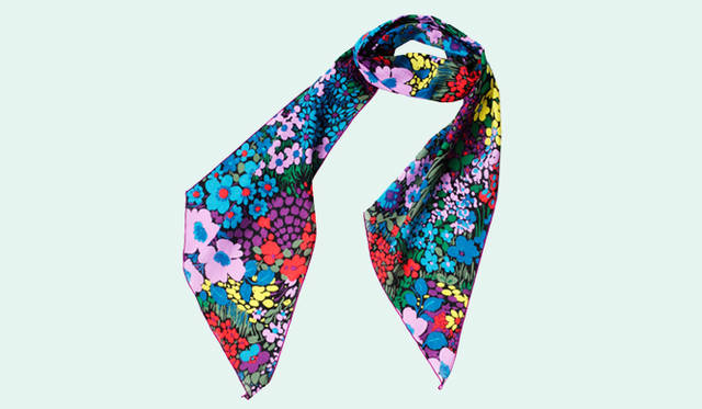 <strong>BOHEMIANS｜ボヘミアンズ</strong>　綿100％の定番フラワープリントストール 4200円