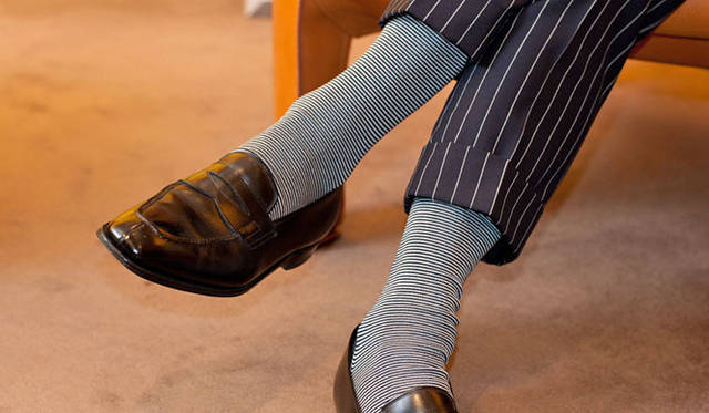 <strong>JOHN LOBB│ジョンロブ</strong>　足もとは、ジョンロブの「ASHLEY（アシュレイ）」