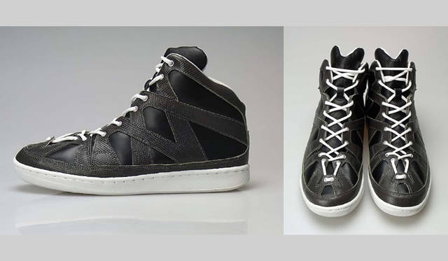 <strong>WHITE FLAG’S｜ホワイトフラッグス</strong>　モデル「Carl」