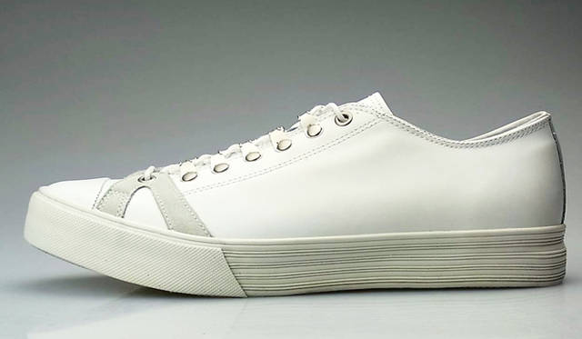 <strong>WHITE FLAG’S｜ホワイトフラッグス</strong>　モデル「Jimmy」