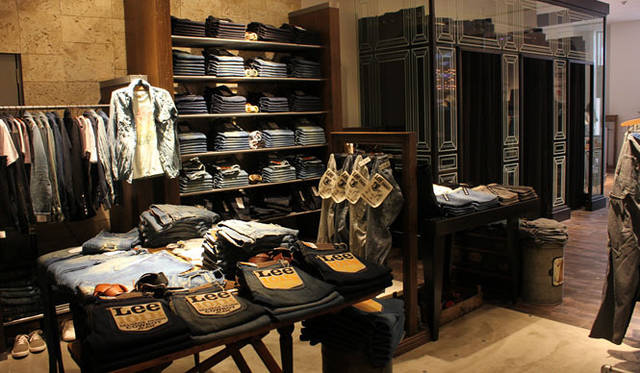 <strong>Lee｜リー</strong>　『Lee SHOP 大阪』