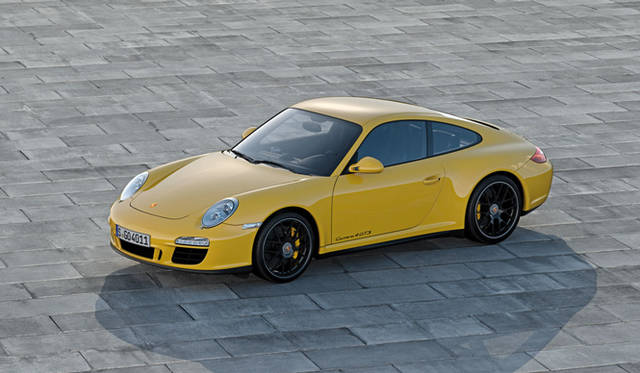 <strong>PORSCHE 911 Carrera 4 GTS│ポルシェ 911 カレラ 4 GTS</strong>