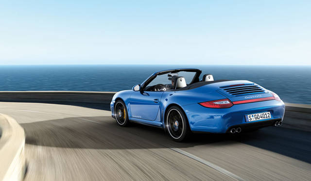 <strong>PORSCHE 911 Carrera 4 GTS│ポルシェ 911 カレラ 4 GTS</strong>
