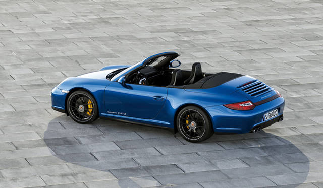 <strong>PORSCHE 911 Carrera 4 GTS│ポルシェ 911 カレラ 4 GTS</strong>