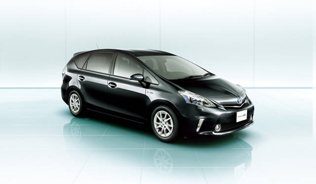 <strong>TOYOTA Priusα│トヨタ プリウス アルファ</strong>