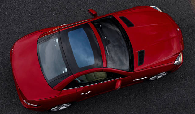 <strong>Mercedes-Benz SLK Class｜メルセデス・ベンツ SLKクラス</strong>
