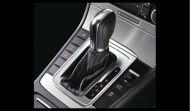 <strong>Volkswagen Passat｜フォルクスワーゲン パサート</strong>