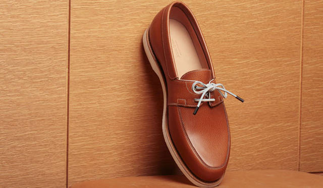 <strong>JOHN LOBB│ジョンロブ</strong>　デッキシューズ「ARIMA」