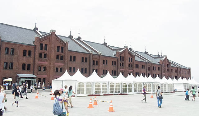 <strong>SAKURA｜第13回 横浜赤れんが特設会場でチャリティー活動！</strong>　「LOVE FOR NIPPON」　http://www.lfn.jp/