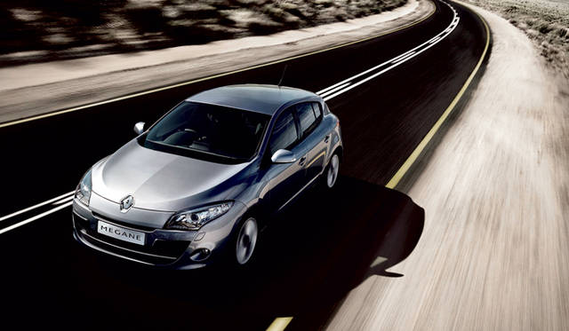 <strong>RENAULT MEGANE│ルノー・メガーヌ</strong>