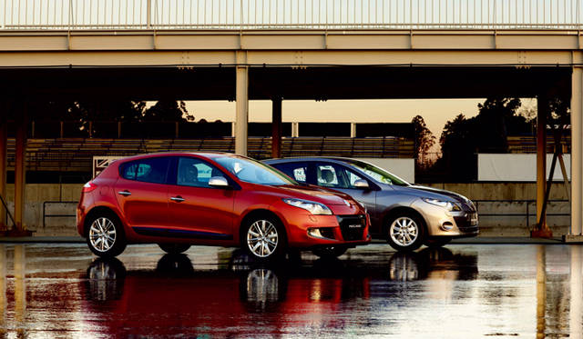 <strong>RENAULT MEGANE│ルノー・メガーヌ</strong>