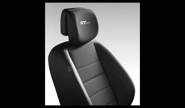 <strong>RENAULT MEGANE│ルノー・メガーヌ</strong>